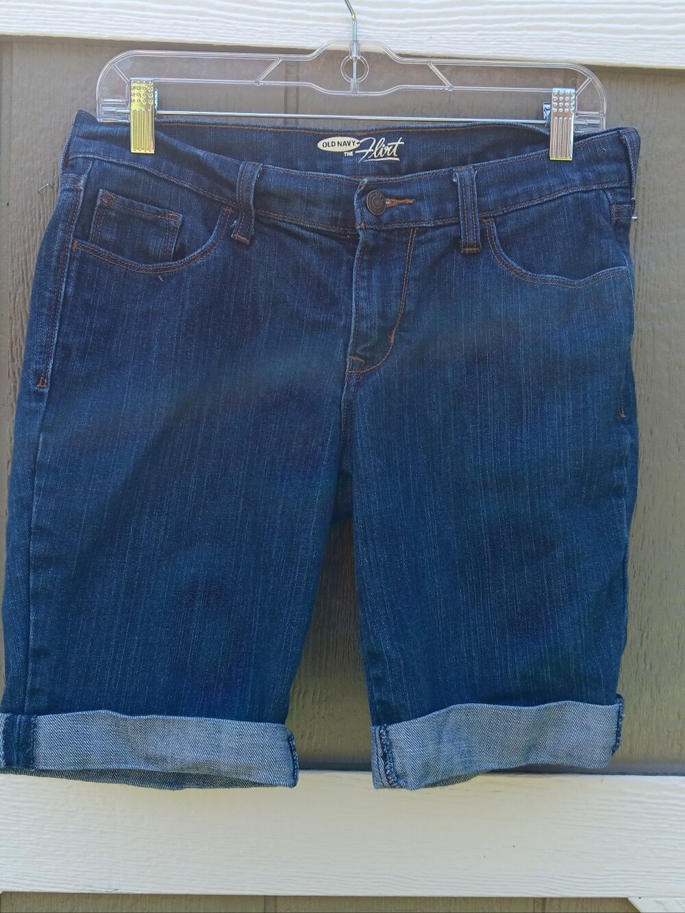 Old Navy The Flirt Denim Shorts EUC Size 6